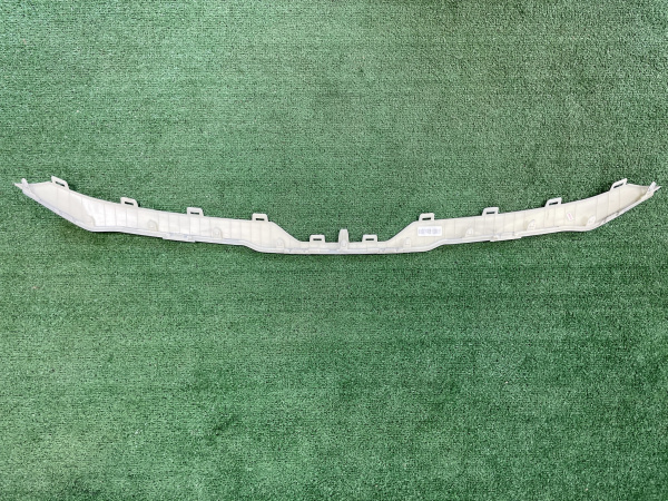 Накладка переднего бампера нижняя Changan UNI-K CD569F2713013004