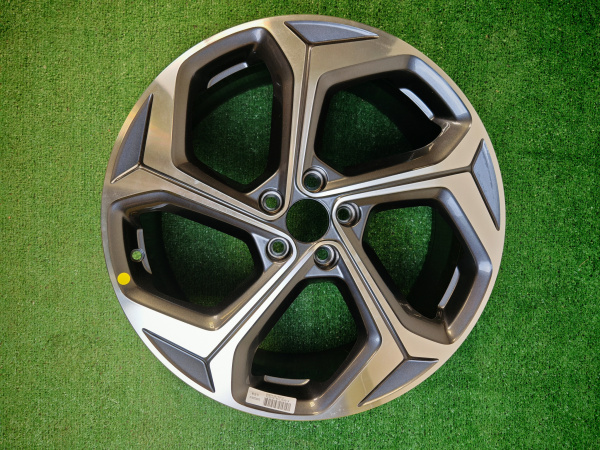 Диск Geely Monjaro Tugella R19 4024077300