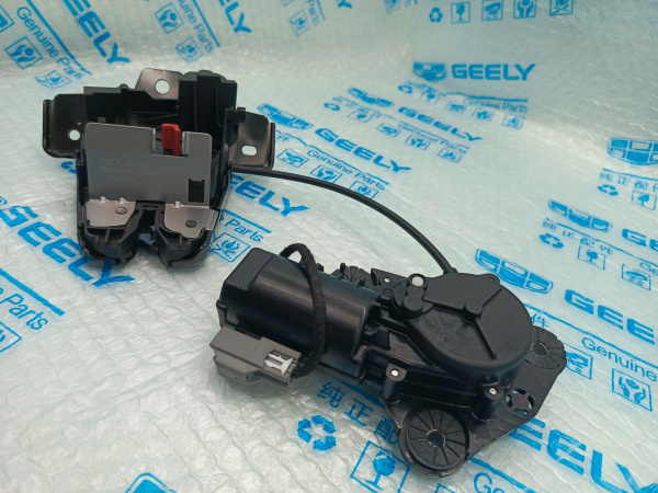 Замок крышки багажника Geely Monjaro