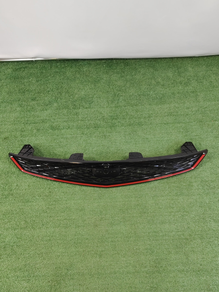 Решетка радиатора верхняя Geely Coolray рестайлинг 6013049400R17