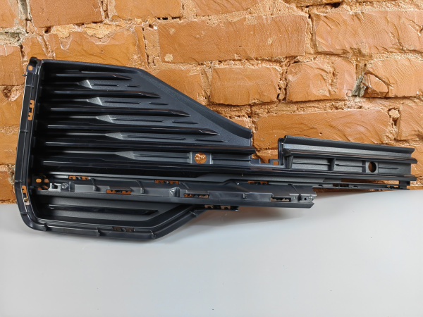 Решетка бампера правая Geely Monjaro 6010177300