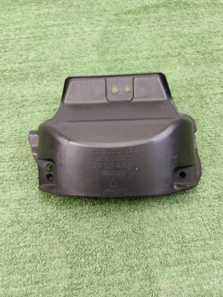 Кронштейн ПТФ Changan Uni-V C281F2713030402