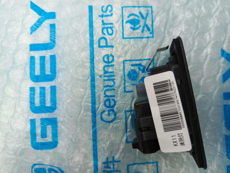 Фонарь подсветки номера Geely Monjaro