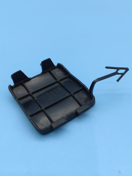 Заглушка заднего бампера Geely Atlas Pro 6044067200896