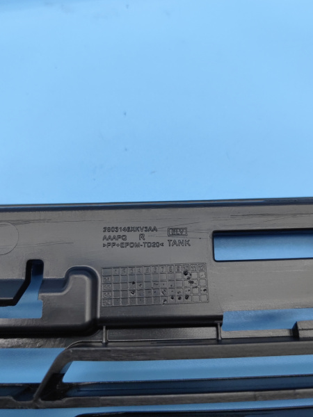 Решетка бампера переднего правая Tank 500 2803146XKV3AA