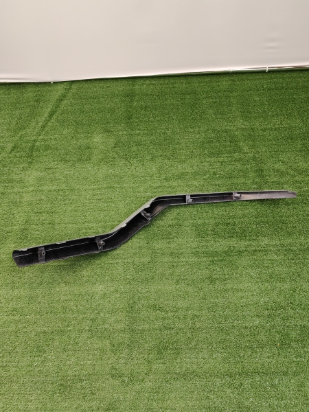 Молдинг передний левый серебристый Chery Tiggo 7 Pro 602000946AAAKR