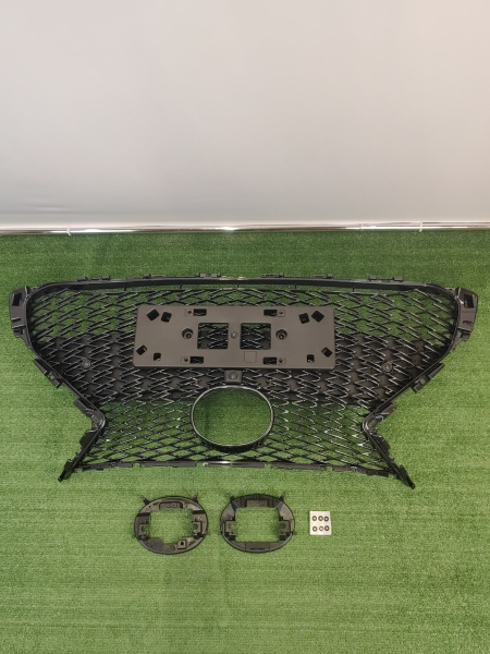 Решетка радиатора Lexus ES F sport 5310133720