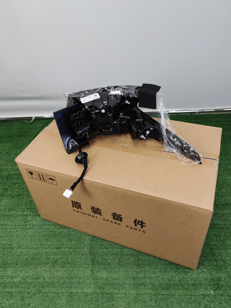 Фонарь правый наружный Omoda C5 605000723AA