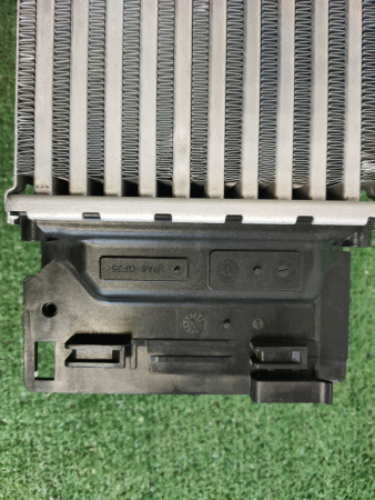 Интеркулер Geely Monjaro Tugella 2074089900