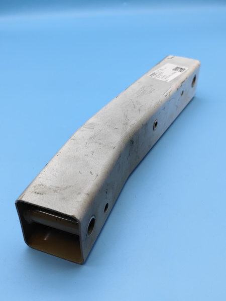 Усилитель передней панели правый Zeekr 001 рестайлинг 6608003174C15