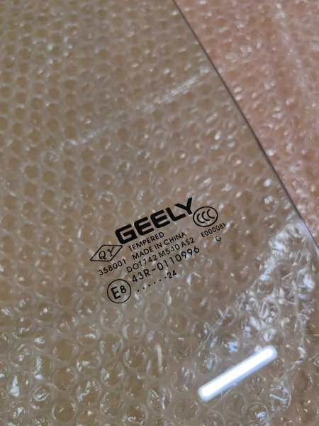 Стекло двери задней Л Geely Monjaro