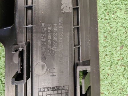 Решетка переднего бампера левая Jetour Dashing F162803583CA
