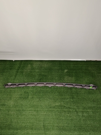 Молдинг переднего спойлера Geely Tugella 6010115000