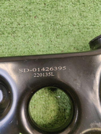 Рычаг передний нижний левый Geely Coolray 4017031500