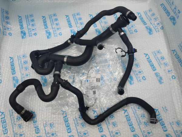 Патрубок охлаждения Geely Monjaro 2074121400