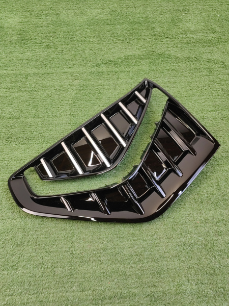 Решетка переднего бампера правая Haval Jolion рестайлинг 2803117XST33AJ8