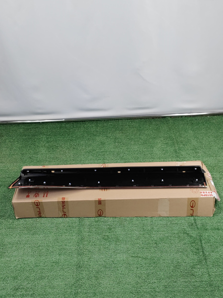 Накладка двери передней левой Gac GS8 7155091DRS0002M100