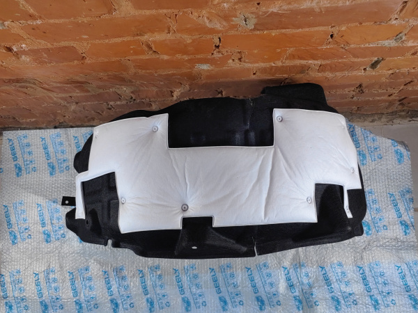 Подкрылок задний левый Geely Monjaro