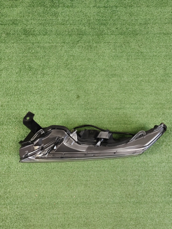 Ходовой огонь левый Lexus NX 8162078040