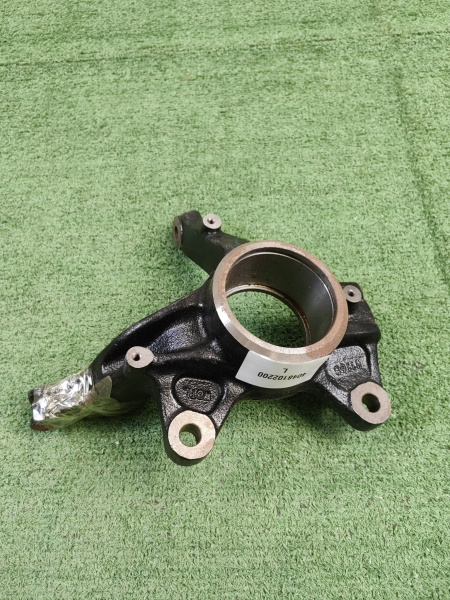 Кулак поворотный передний левый Geely Coolray 4048102200