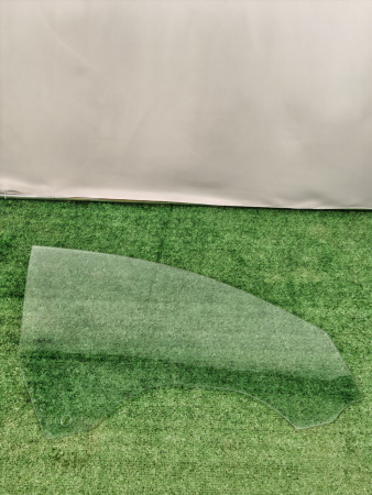 Стекло двери передней правой Zeekr 001 6600200781