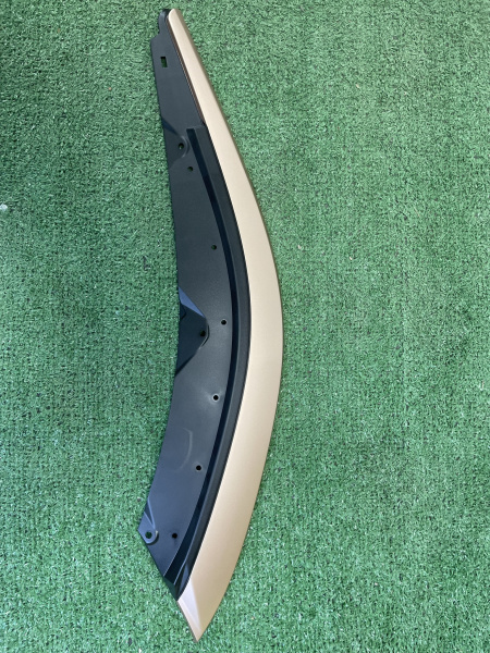 Верхний левый молдинг Exeed RX 602002487AA