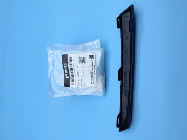 Молдинг решетки радиатора Jetour Dashing F162803547CADQ