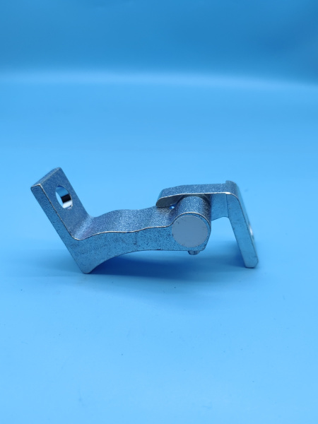 Петля двери передней и задней левой верх-низ Tank 500 6106300XKH10A