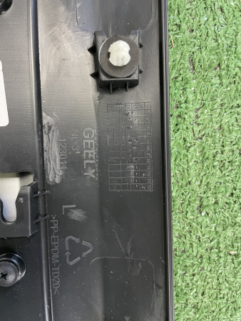 Накладка двери передней левой Geely Atlas Pro 6073570600661