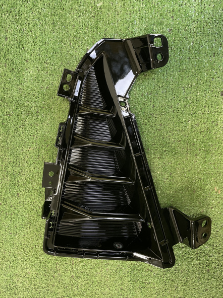 Накладка ПТФ передней левой Geely Coolray рестайлинг 6010207700