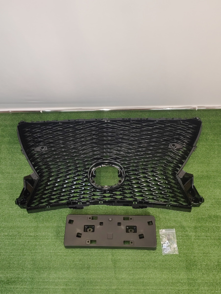 Решетка радиатора Lexus RX F sport 5311148360