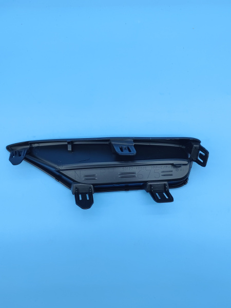 Заглушка бампера правая Lexus RX 5312748020