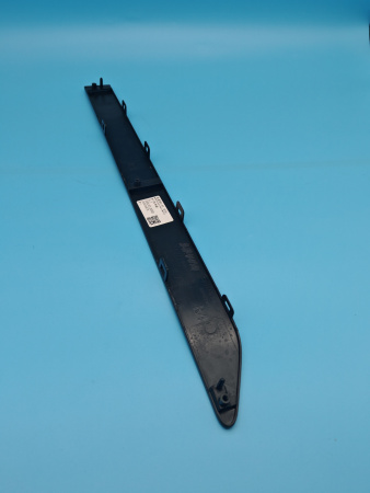 Молдинг накладки двери задней Л Zeekr 001 8894221796B03