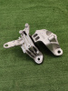 Опора двс левая Geely Coolray 1077106000