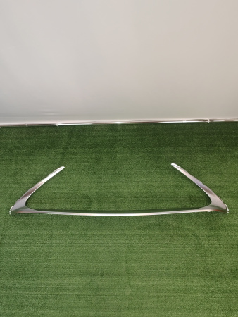 Молдинг решетки радиатора нижний Lexus ES 5312233030