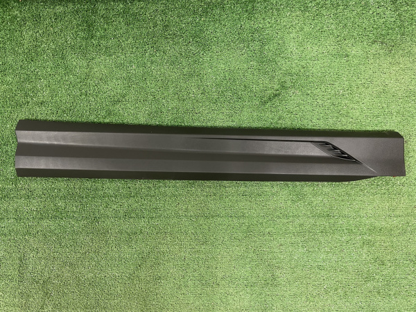 Накладка двери передней левой Geely Coolray рестайлинг 5075078600