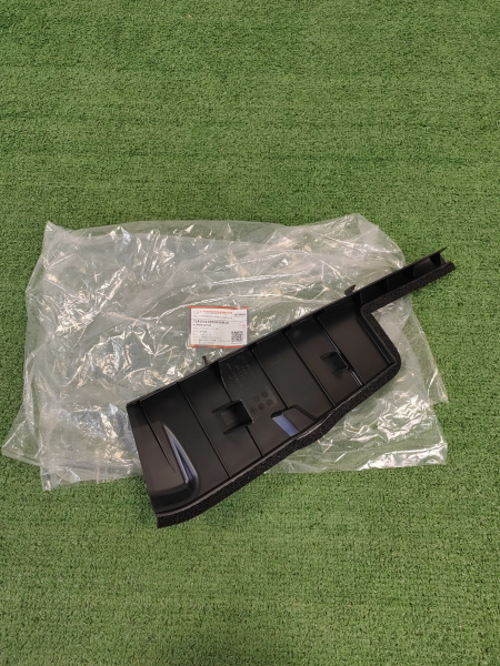 Дефлектор радиатора левый Gac GS8 7145001DRS0000M10