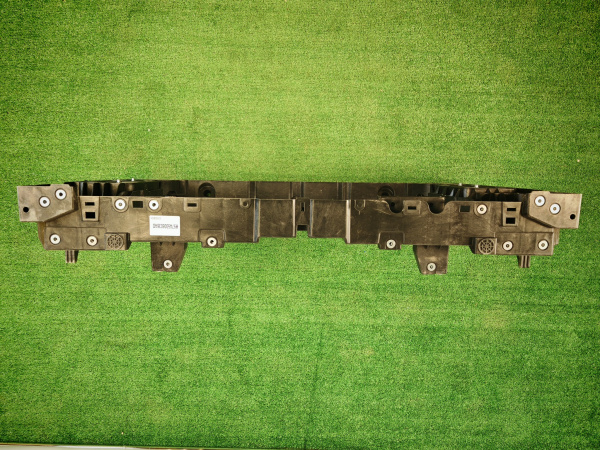 Панель передняя Voyah Free 500608006