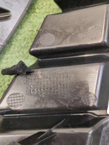 Решетка переднего бампера правая Haval Jolion рестайлинг 2803117XST33AJ8