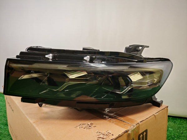 Фара левая Voyah Free рестайлинг 371101030