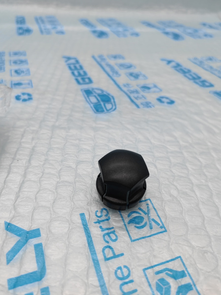 Колпачок болта Geely 4024038700