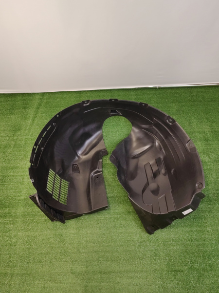 Подкрылок передний левый Geely Tugella 5035057800