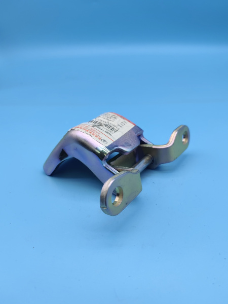 Петля двери передней правой нижняя Haval F7X 6106400XKR02A