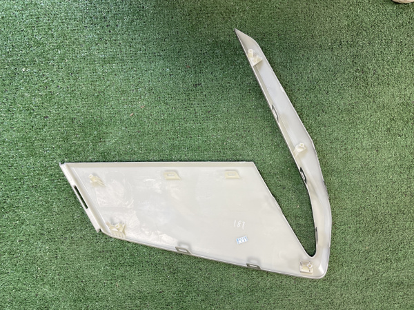 Молдинг переднего бампера левый Geely Coolray рестайлинг 6010208500