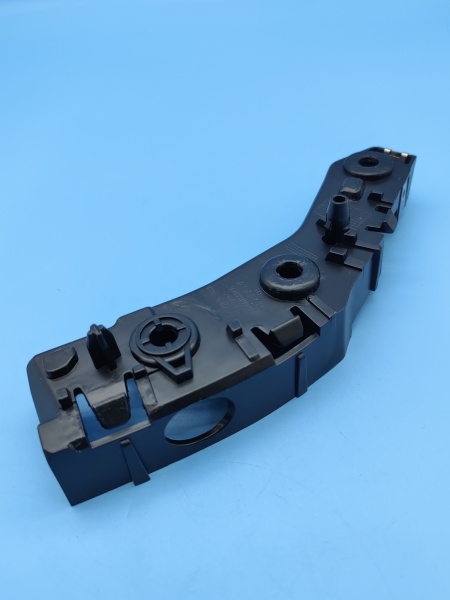 Кронштейн бампера переднего левый Omoda C5 602001560AA