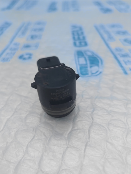 Датчик парковки передний центр Geely Monjaro 7088087700