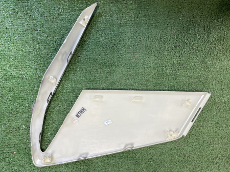 Молдинг переднего бампера правый Geely Coolray рестайлинг 6010208400