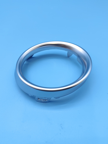 Накладка насадки глушителя правая средняя Chery Arrizo 8 602002305AA