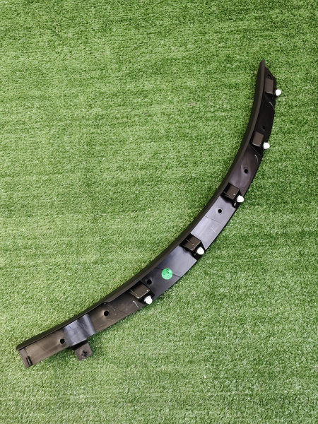 Накладка арки двери задней внутренняя правая Zeekr 001 рестайлинг 8890924187