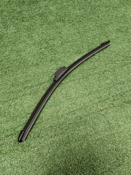 Щетка правая Chery Tiggo 7 Pro Max J685205143